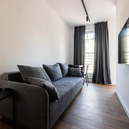 Yellow House By Victus דירה סופוט